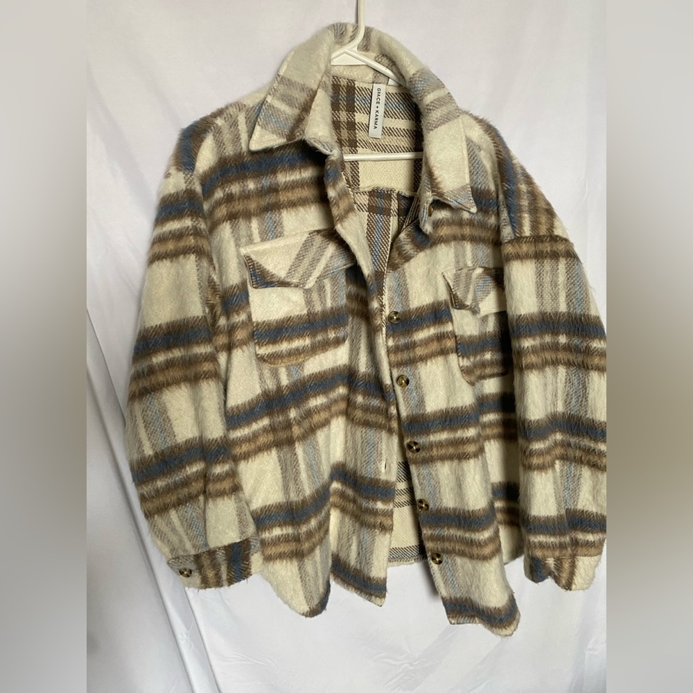 XL Baller Fuzzy Plaid button up jacket.